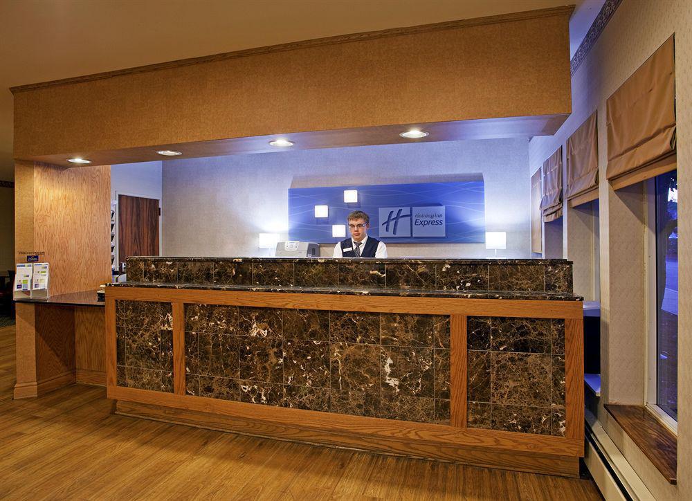 Robinson Township Holiday Inn Express Hotel & Suites Pittsburgh Airport By Ihg מראה פנימי תמונה