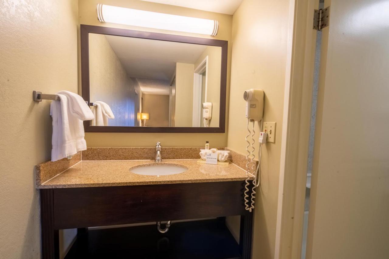 Robinson Township Holiday Inn Express Hotel & Suites Pittsburgh Airport By Ihg מראה חיצוני תמונה