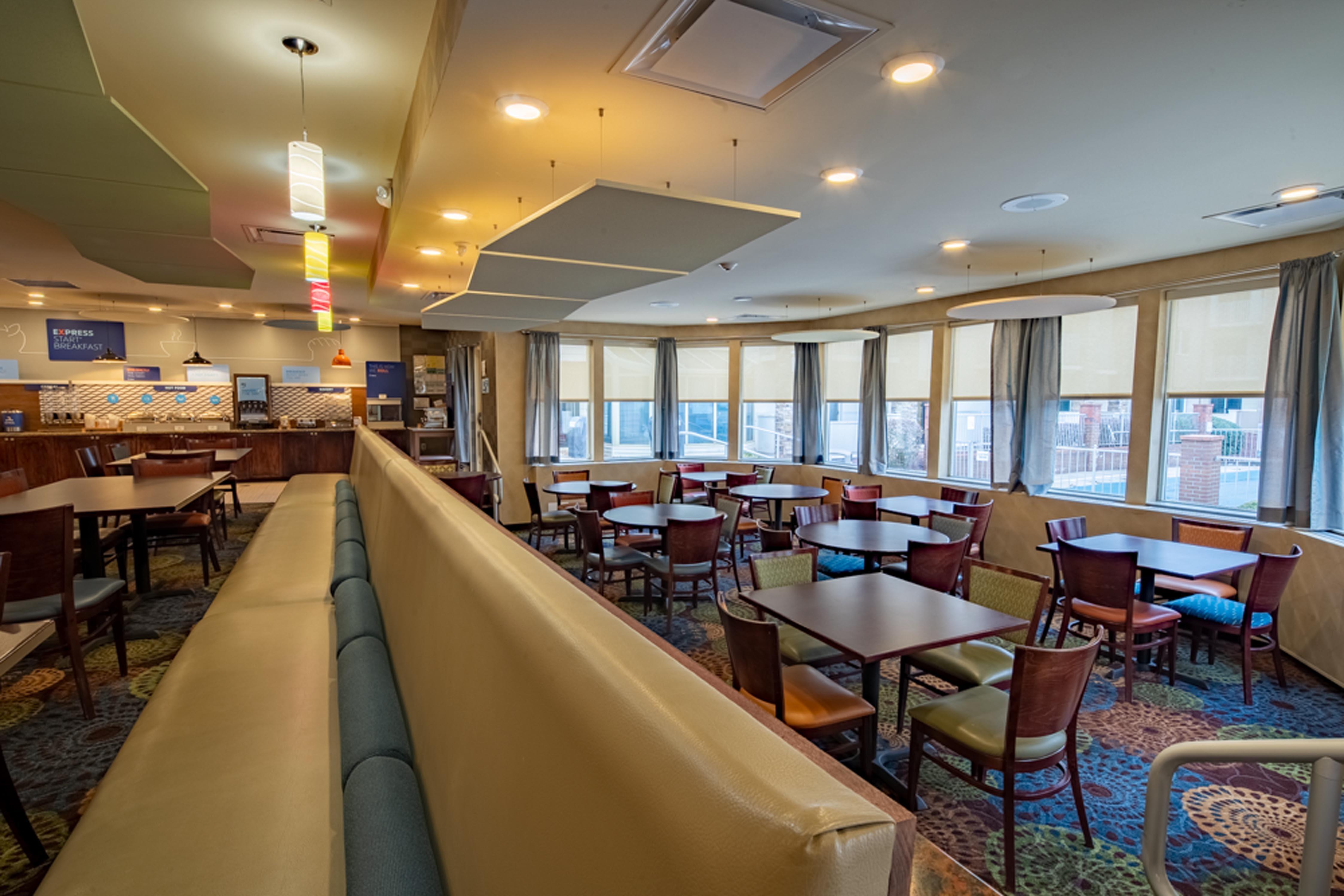 Robinson Township Holiday Inn Express Hotel & Suites Pittsburgh Airport By Ihg מראה חיצוני תמונה