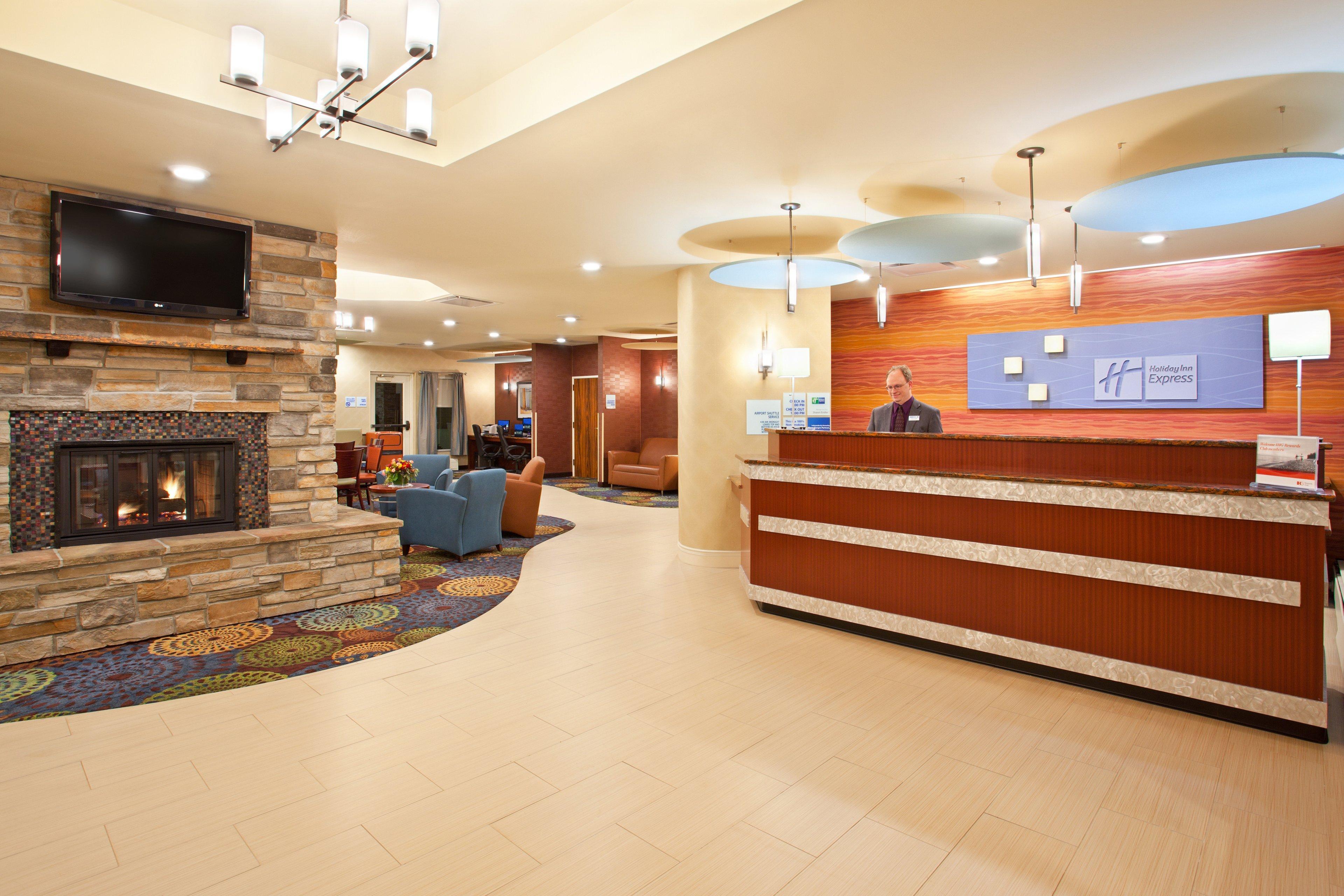 Robinson Township Holiday Inn Express Hotel & Suites Pittsburgh Airport By Ihg מראה חיצוני תמונה