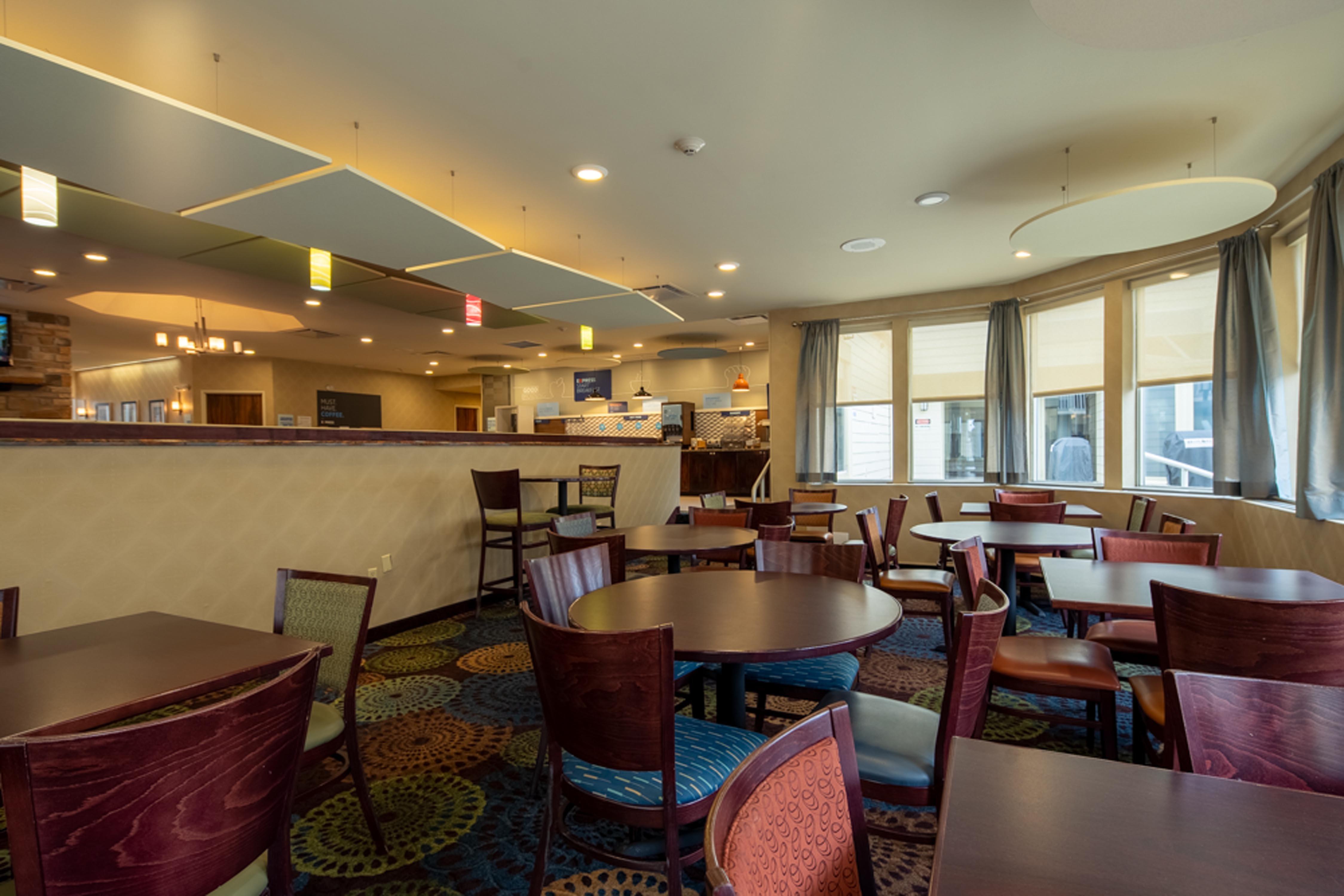 Robinson Township Holiday Inn Express Hotel & Suites Pittsburgh Airport By Ihg מראה חיצוני תמונה
